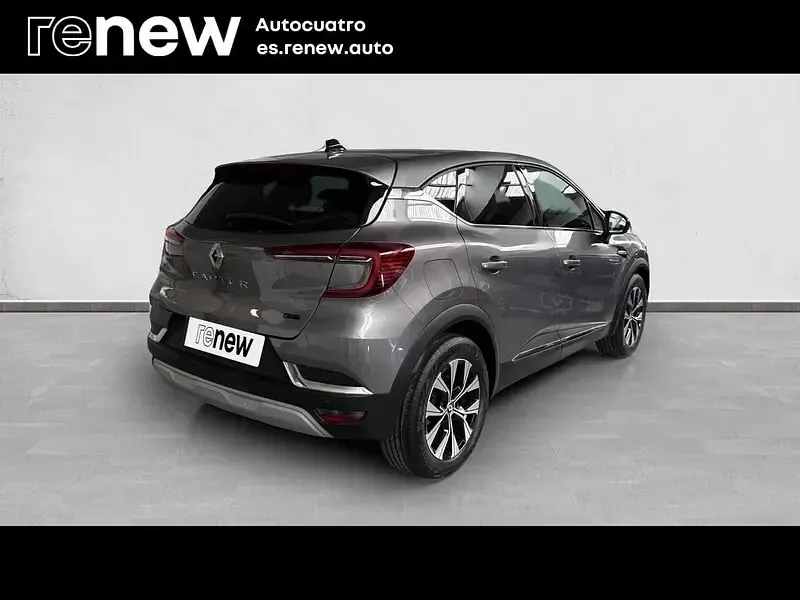Usado Renault Captur Techno 145 CV (106 kW) 2023 Gris SUV