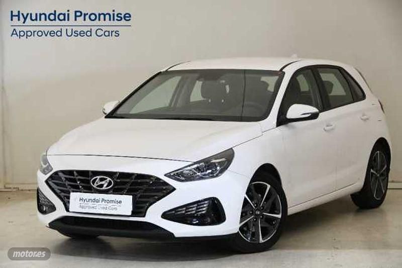 Atlas white Usado 2024 Hyundai i30 | 19.200 € (Precio justo) - Imagen 1/4