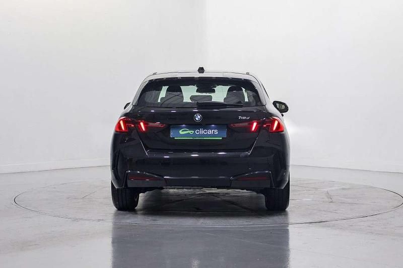 Usado BMW 118 150 CV (110 kW) 2024 Negro Utilitario
