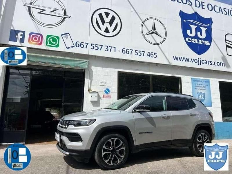 Usado Jeep Compass Limited 190 CV (139 kW) 2021 Gris SUV