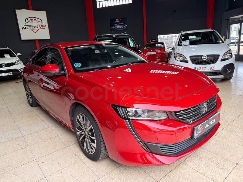 Usado Peugeot 508 Allure 130 CV (95 kW) 2021 Granate Berlina