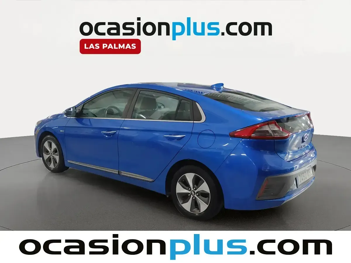 Usado Hyundai Ioniq 88 kW (120 CV) 2018 Azul Utilitario