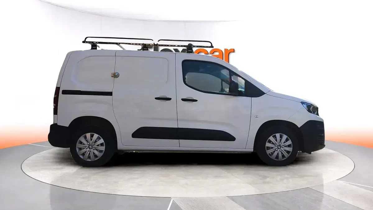 Usado Peugeot Partner 110 CV (80 kW) 2021 Blanco Monovolumen