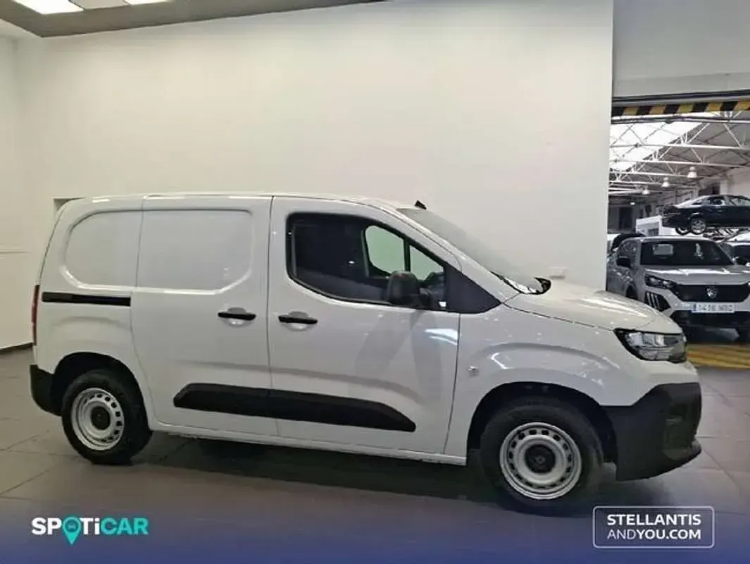 Usado Peugeot Partner 102 CV (75 kW) 2025 Blanco Monovolumen