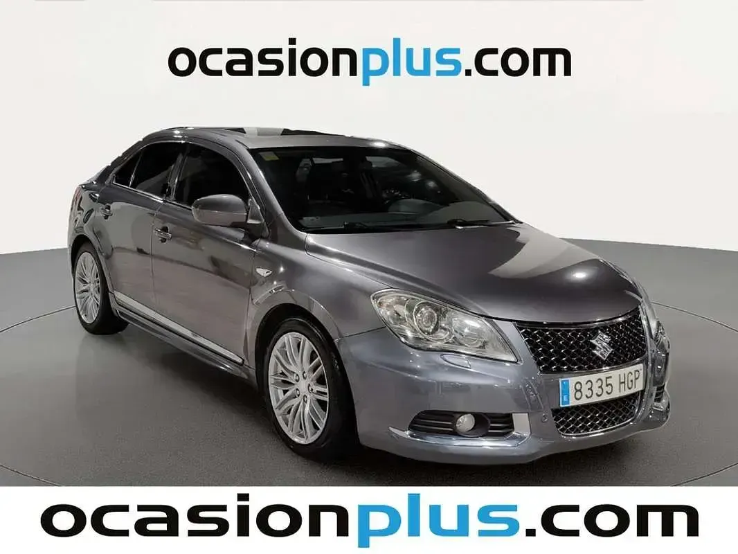 Usado Suzuki Kizashi Sport 178 CV (130 kW) 2011 Gris Berlina