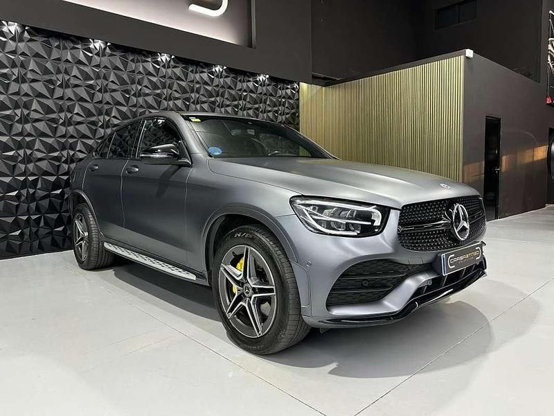 Usado Mercedes GLC300e 321 CV (236 kW) 2021 Gris / plata SUV