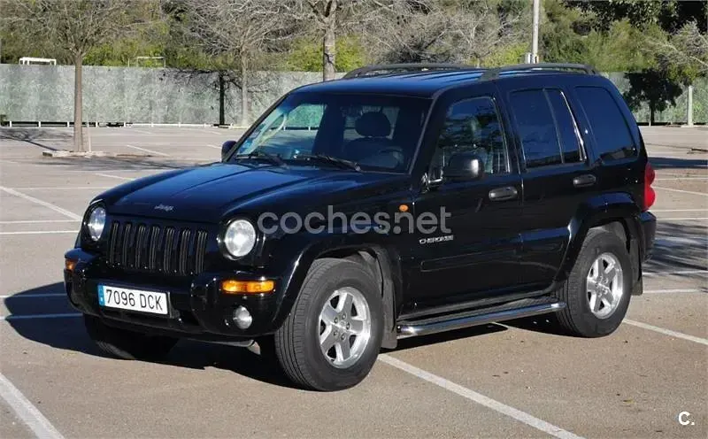 Usado Jeep Cherokee Limited 163 CV (119 kW) 2004 Negro SUV