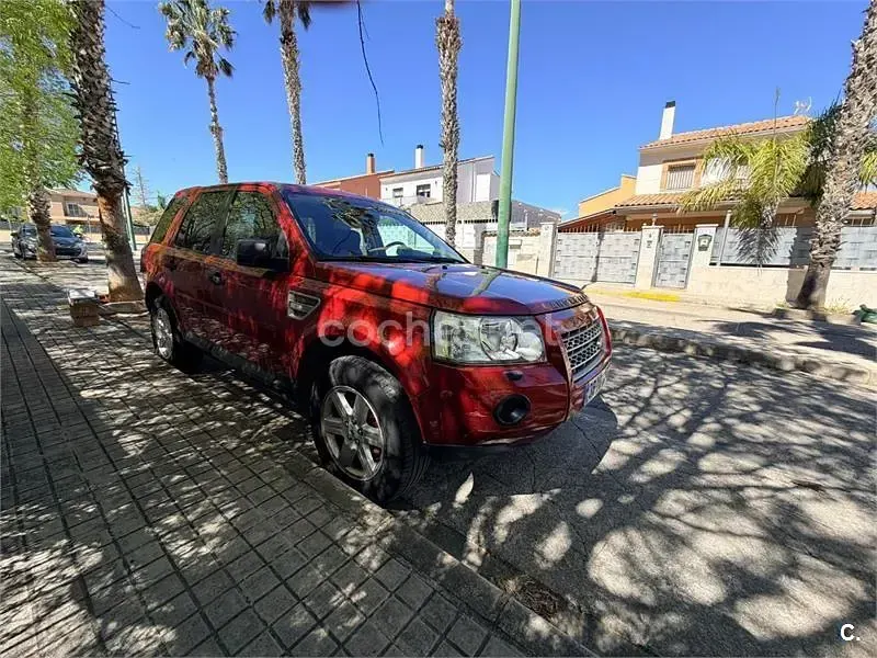 Usado Land Rover Freelander 2 S 160 CV (117 kW) 2010 Rojo SUV