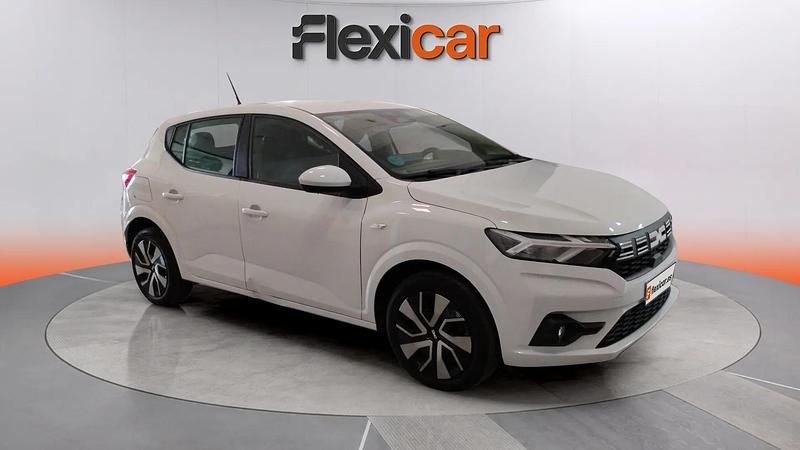 Usado Dacia Sandero Essentiel 91 CV (66 kW) 2024 Blanco Utilitario