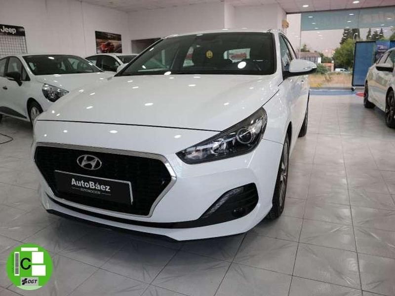 Usado Hyundai i30 GO! 110 CV (80 kW) 2019 Blanco Utilitario