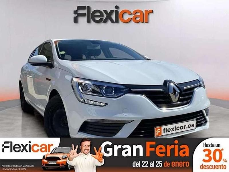 Usado Renault Mégane GrandTour Business 95 CV (69 kW) 2019 Blanco Familiar