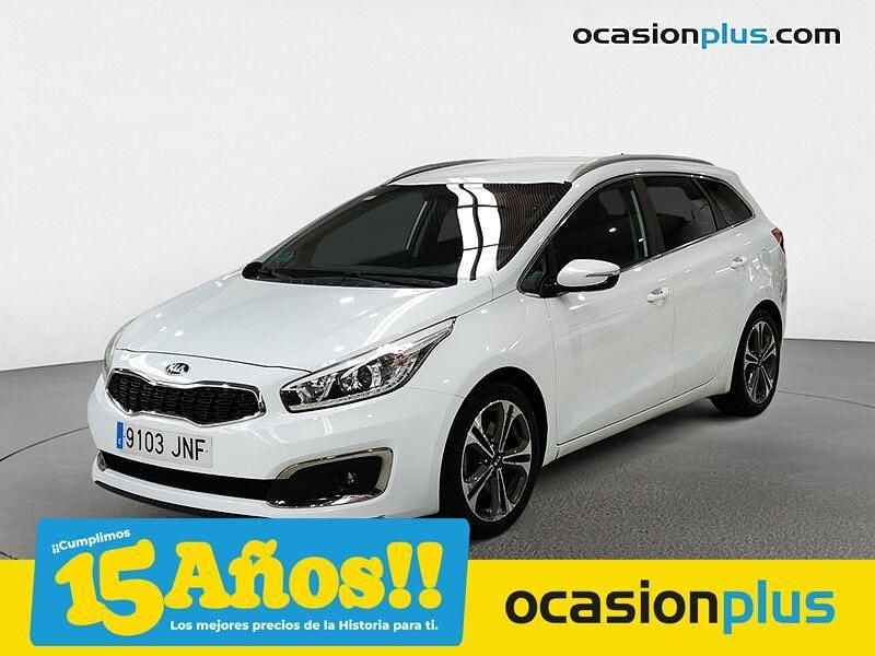 Blanco Usado 2016 Kia Ceed GT GT-Line Familiar | 12.590 € (Precio justo) - Imagen 1/4