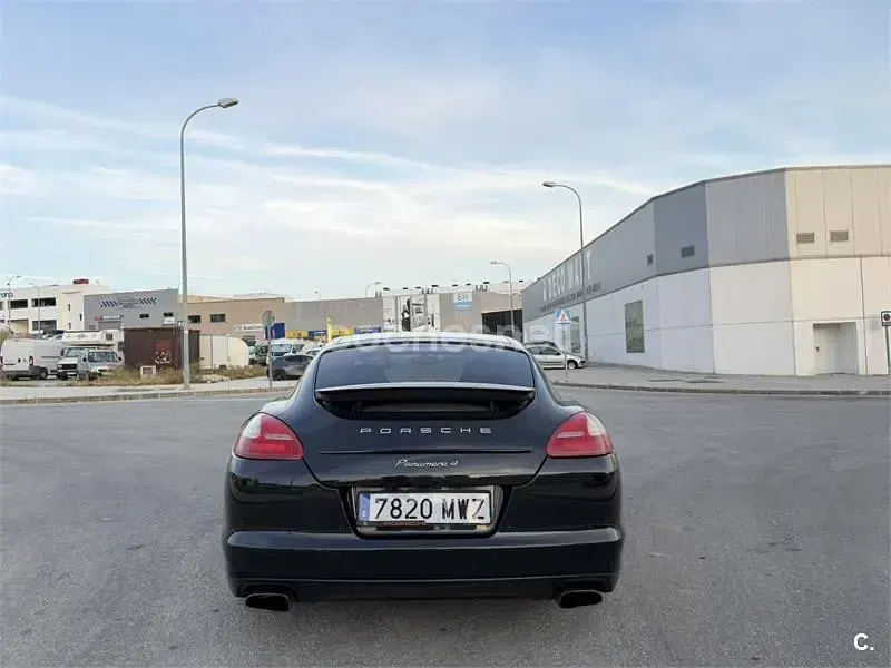 Usado Porsche Panamera Platinum Edition 299 CV (219 kW) 2013 Negro Utilitario