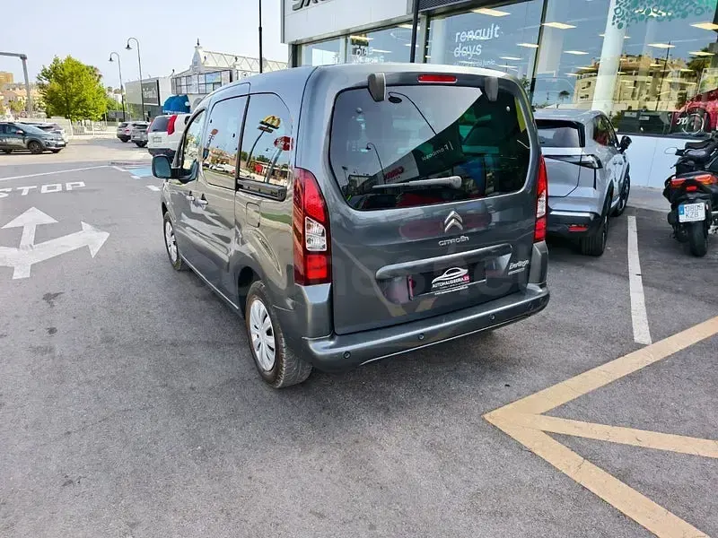 Usado Citroën e-Berlingo 100 CV (73 kW) 2018 Gris / plata Monovolumen