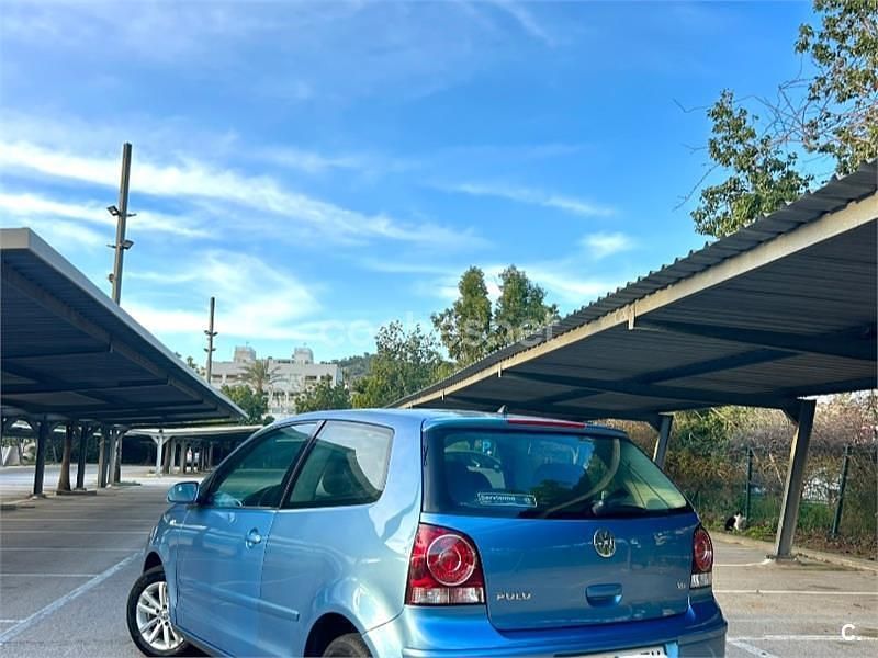 Usado VW Polo Sportline 105 CV (77 kW) 2008 Azul Utilitario