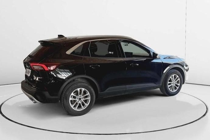 Usado Ford Kuga Titanium 151 CV (111 kW) 2025 Negro SUV