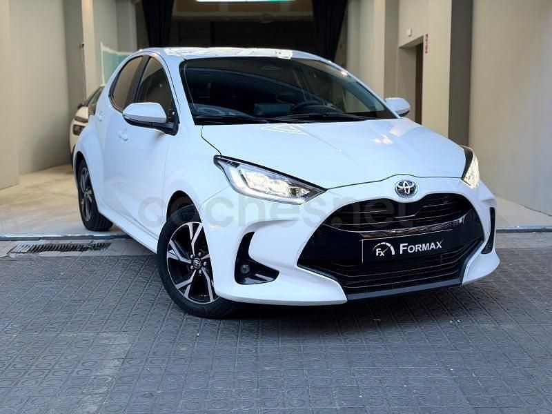 Usado Toyota Yaris Hybrid Style 116 CV (85 kW) 2025 Blanco Berlina