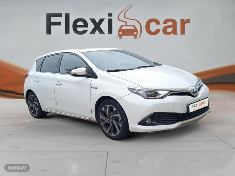Blanco Usado 2016 Toyota Auris Hybrid Berlina | 14.490 € (Precio justo) - Imagen 1/4