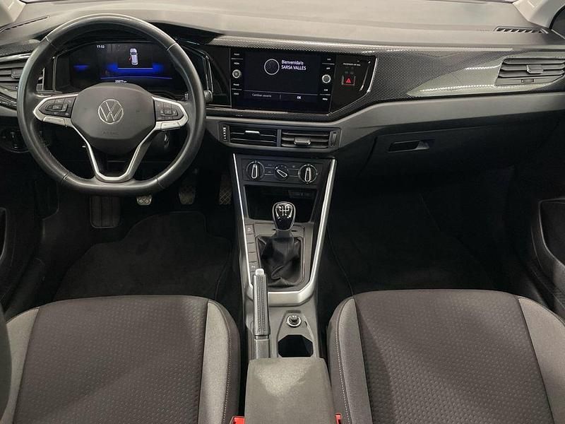 Usado VW Polo Life 95 CV (69 kW) 2024 Gris Utilitario