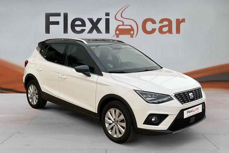 Usado Seat Arona Ecomotive 95 CV (69 kW) 2019 Blanco SUV