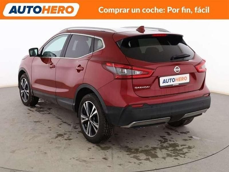 Usado Nissan Qashqai N-Connecta 159 CV (116 kW) 2019 Rojo SUV