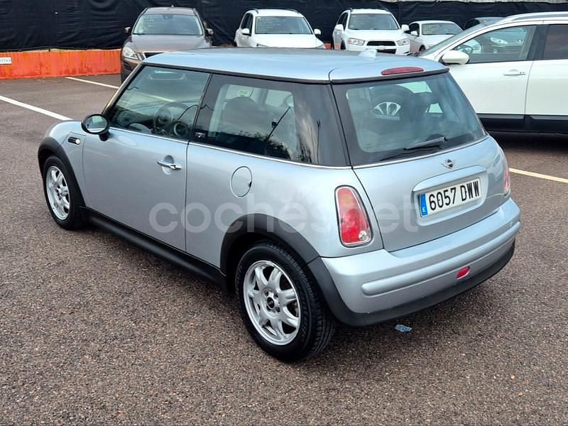 Usado Mini One D Seven 88 CV (64 kW) 2006 Gris / plata Utilitario
