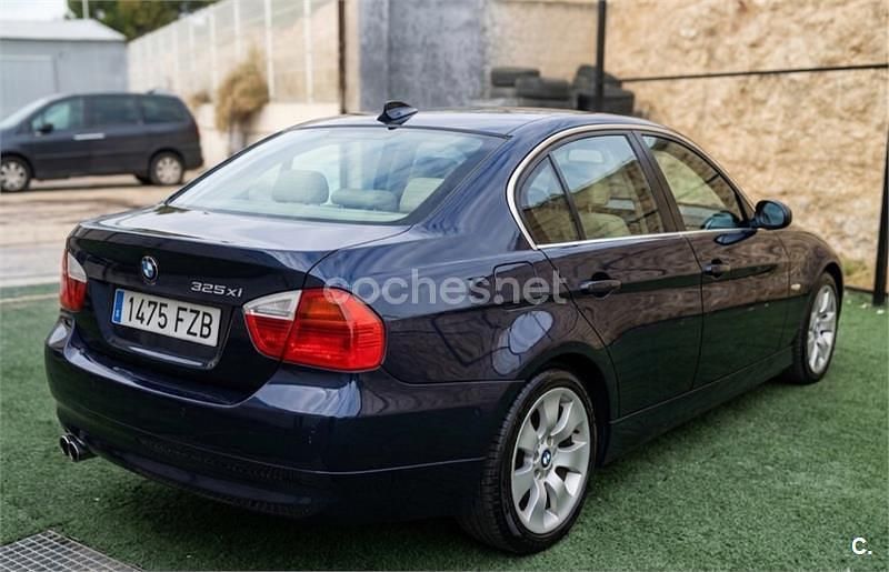 Usado BMW 325 Comfort Edition 218 CV (160 kW) 2008 Azul Berlina