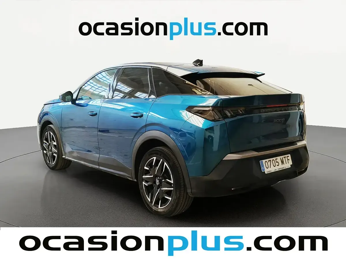 Usado Peugeot 3008 Allure 136 CV (100 kW) 2024 Azul SUV