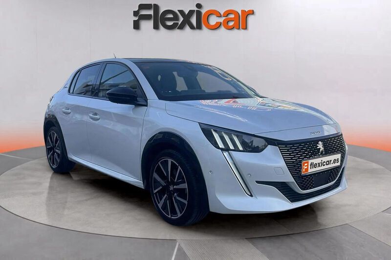 Blanco Usado 2020 Peugeot 208 GT-line Utilitario | 12.790 € (Caro) - Imagen 1/4
