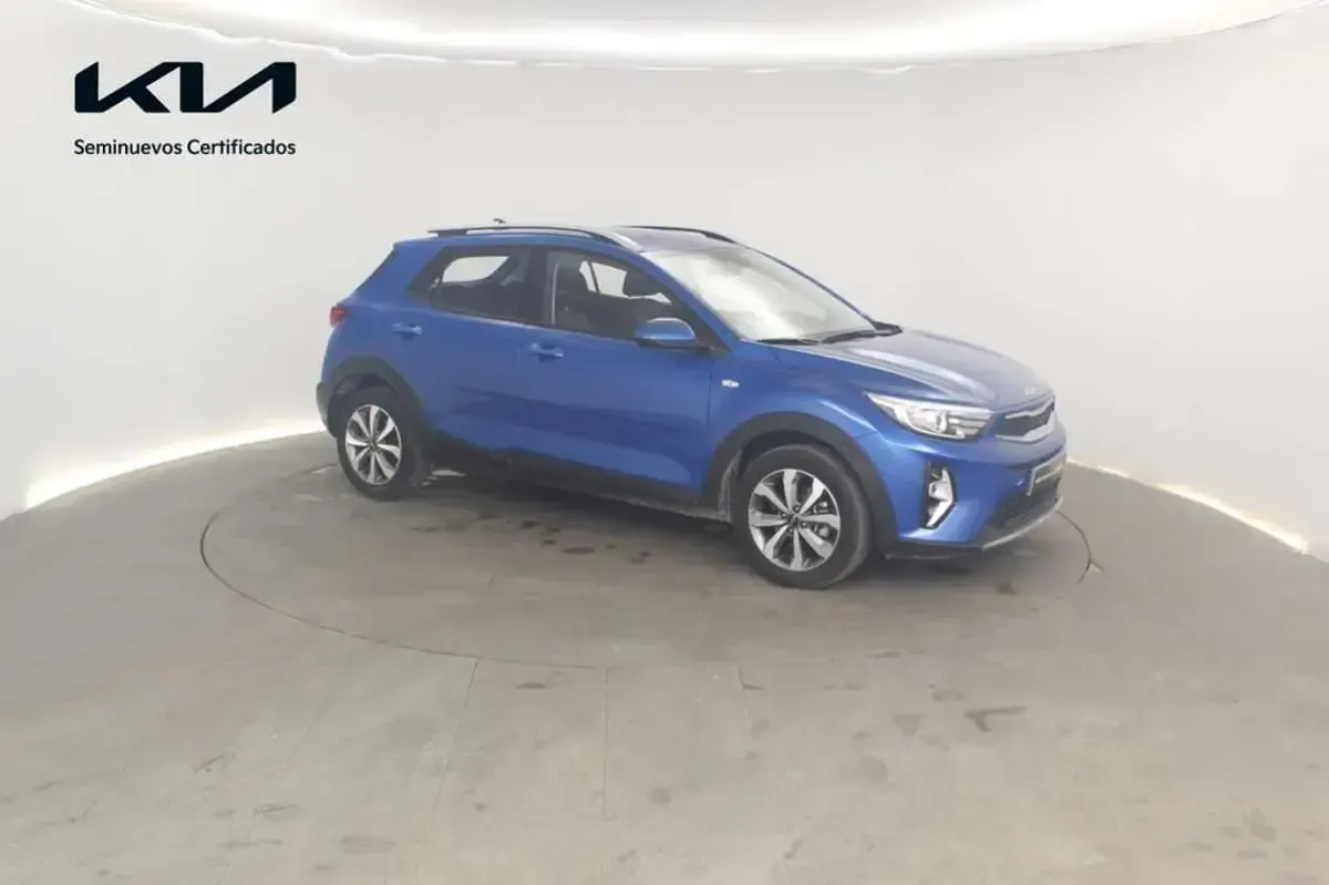 Usado Kia Stonic 101 CV (74 kW) 2025 Azul SUV