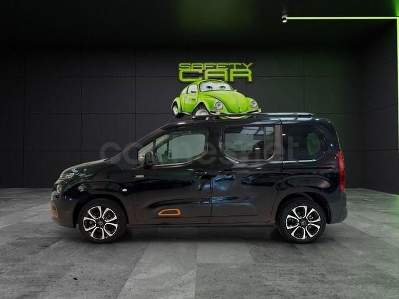 Usado Citroën Berlingo Shine 102 CV (75 kW) 2019 Negro Monovolumen