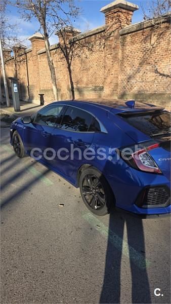 Usado Honda Civic Elegance 129 CV (94 kW) 2018 Azul Berlina