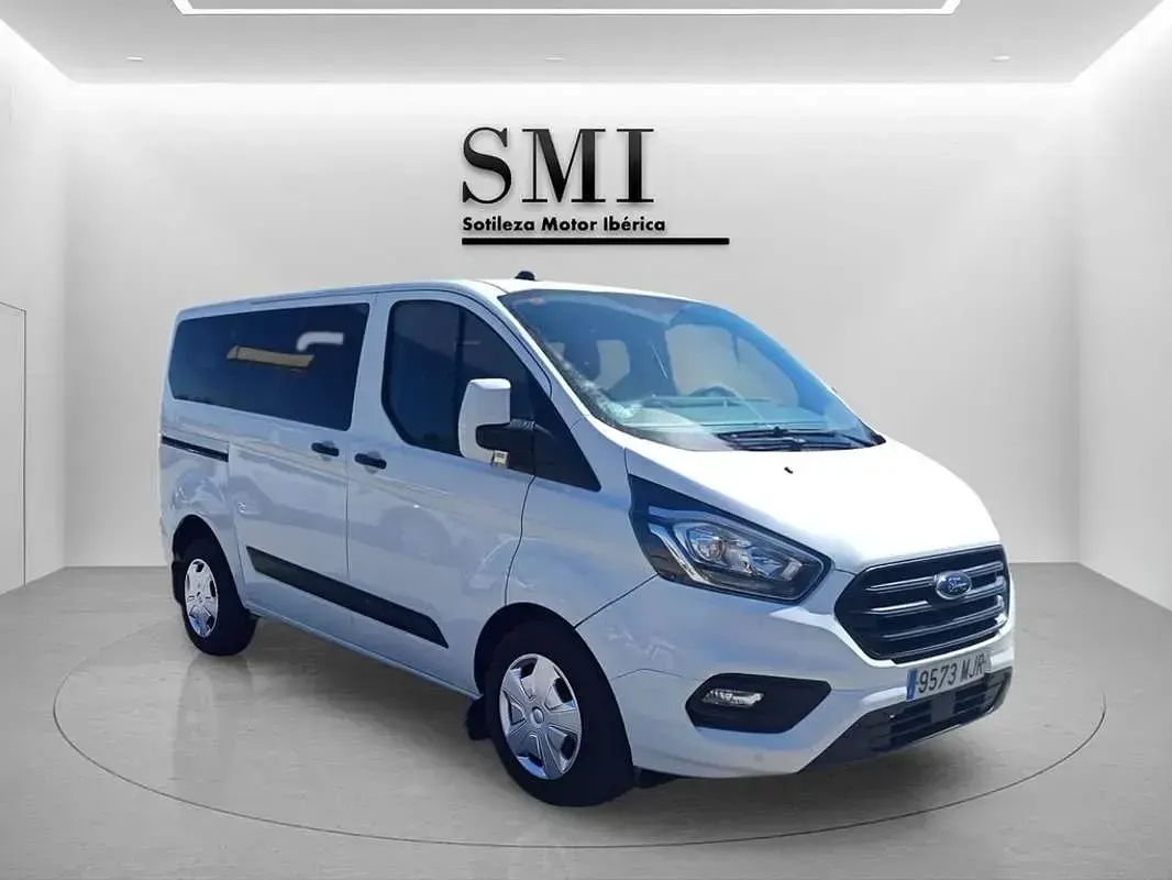 Usado Ford Transit Custom Trend 150 CV (110 kW) 2023 Blanco Familiar