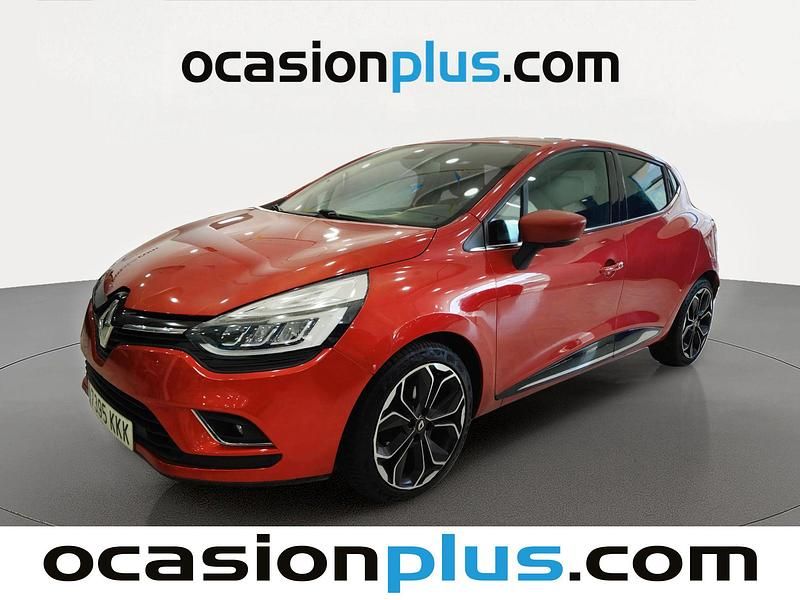 Usado Renault Clio IV Zen 90 CV (66 kW) 2018 Rojo Utilitario
