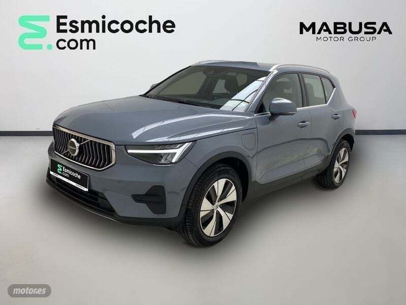 Gris Usado 2023 Volvo XC40 Core SUV | 37.500 € (Un poco caro) - Imagen 1/4
