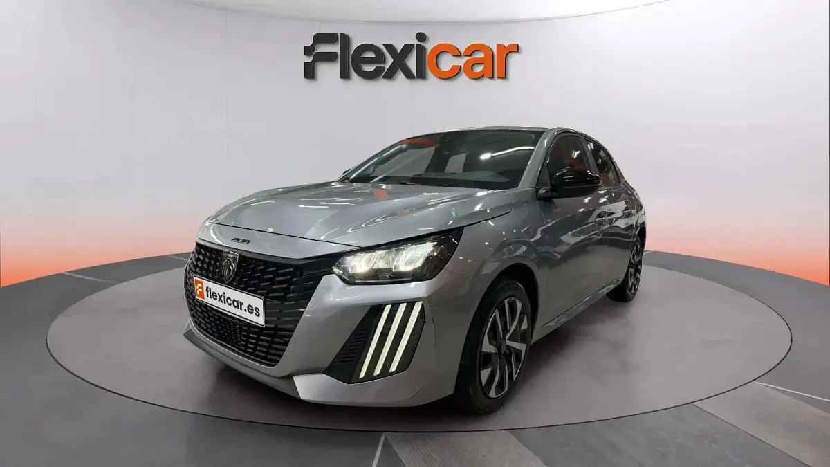 Usado Peugeot 208 Style 110 CV (80 kW) 2025 Gris Utilitario