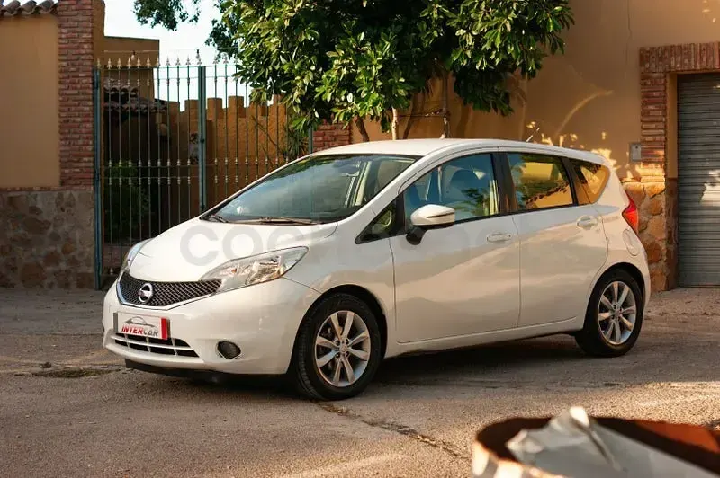 Usado Nissan Note Tekna 90 CV (66 kW) 2014 Blanco Utilitario
