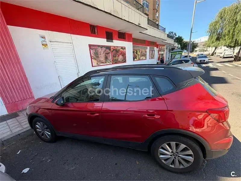 Usado Seat Arona Ecomotive 115 CV (84 kW) 2020 Rojo SUV