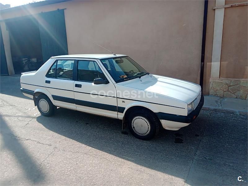 Usado Seat Malaga 63 CV (46 kW) 1989 Blanco Berlina