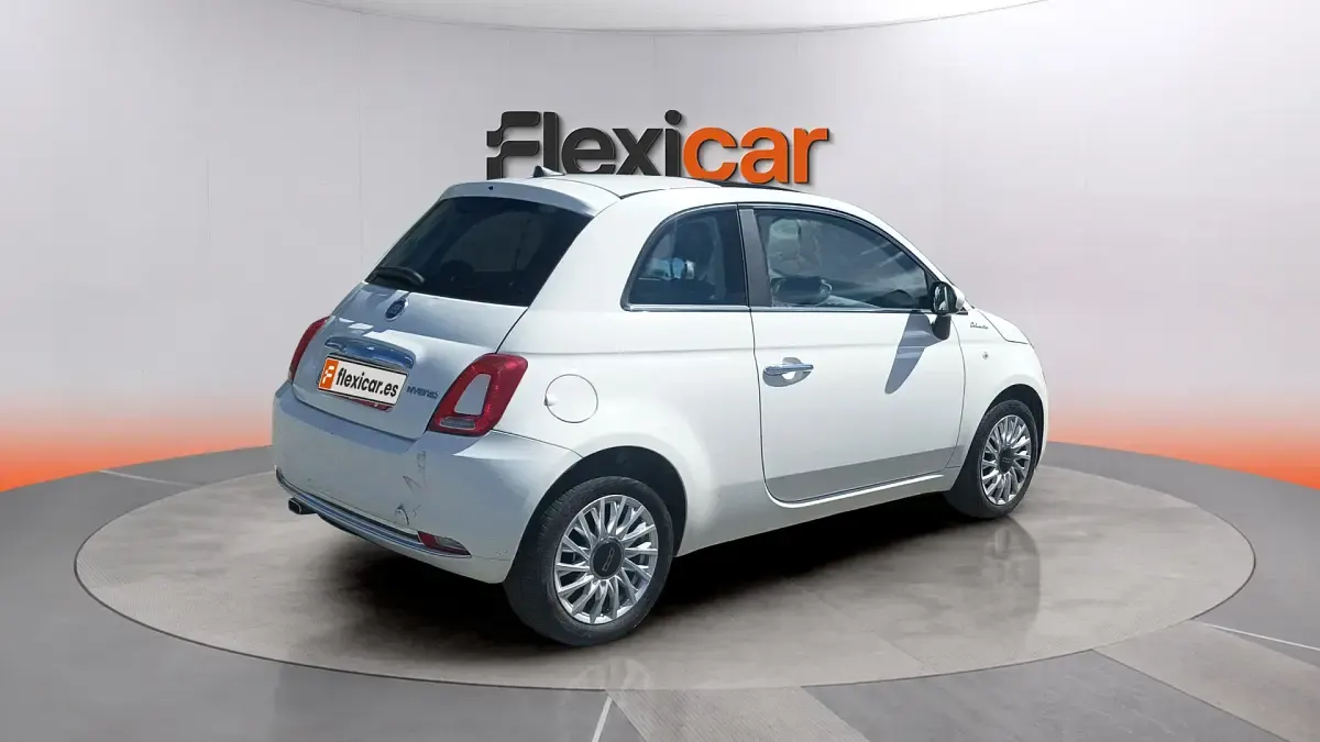 Usado Fiat 500 Dolcevita 71 CV (52 kW) 2023 Blanco Berlina