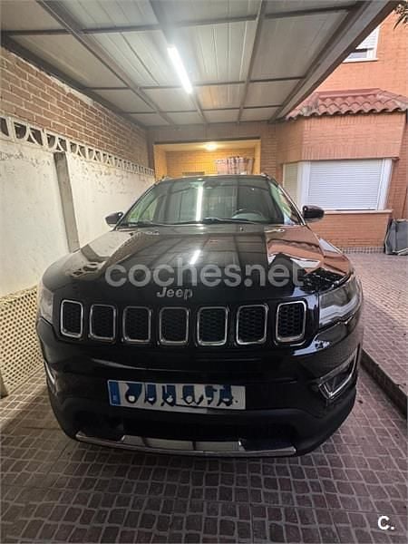 Usado Jeep Compass Limited 130 CV (95 kW) 2020 Negro SUV