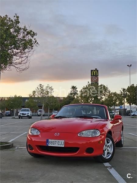 Usado Mazda MX5 110 CV (80 kW) 2003 Rojo Descapotable