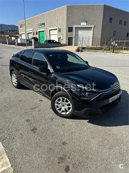 Usado Citroën C4 Live 110 CV (80 kW) 2022 Negro Berlina