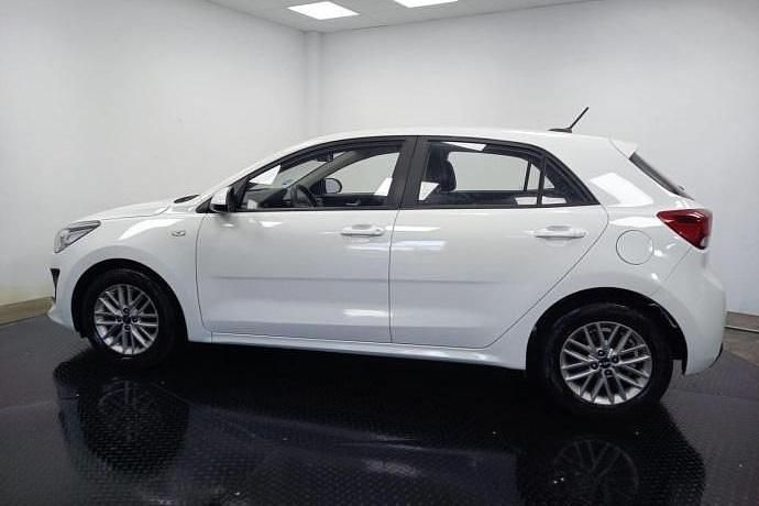 Usado Kia Rio 100 CV (73 kW) 2021