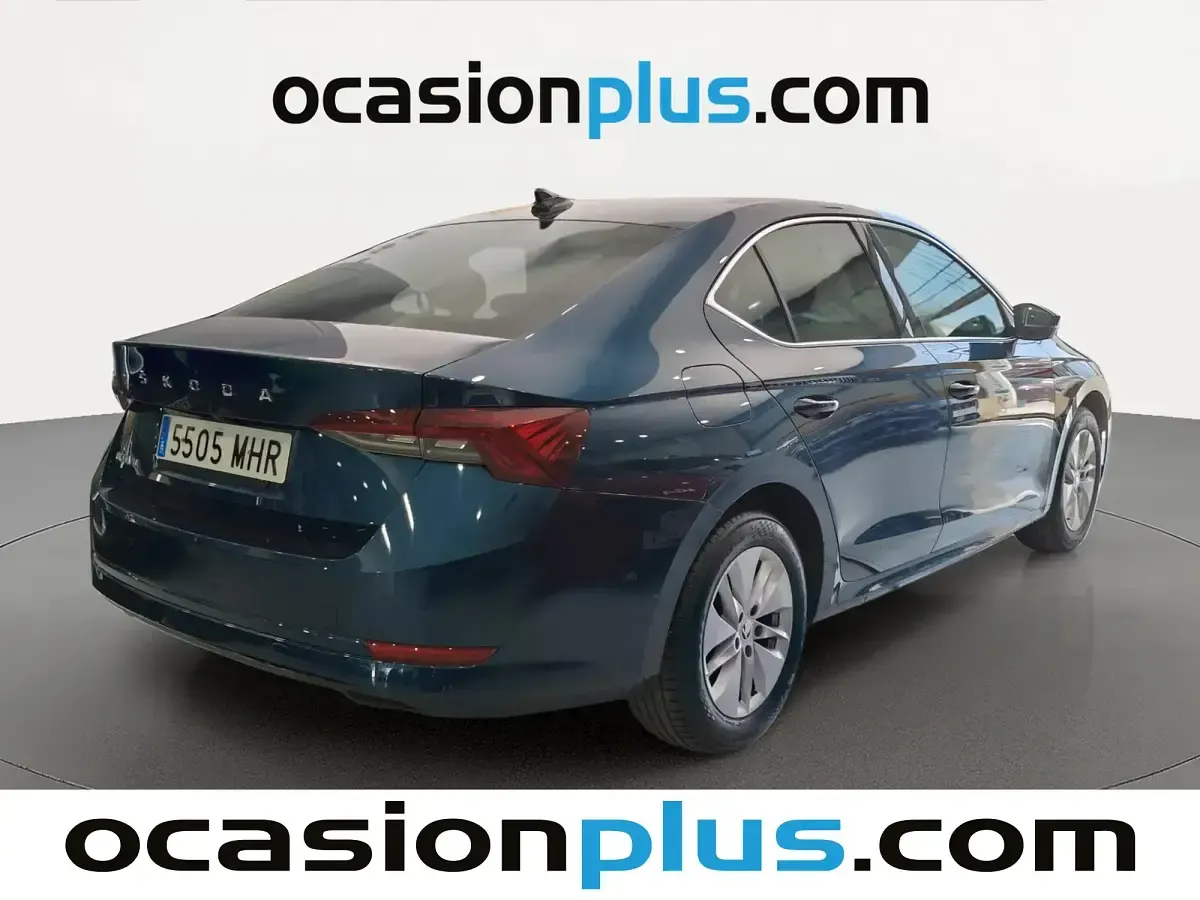 Usado Skoda Octavia Ambition 115 CV (84 kW) 2023 Azul Berlina