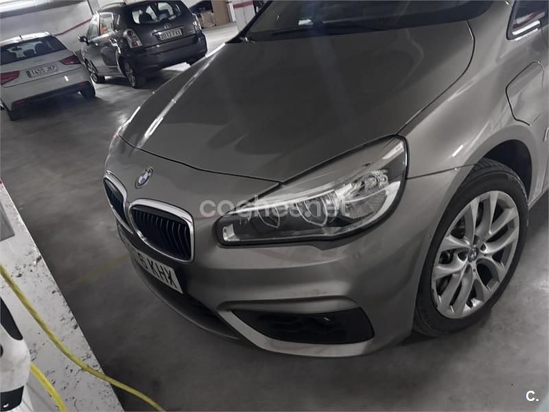 Beige Usado 2018 BMW 225 Active Tourer iPerformance Monovolumen | 15.000 € (Buen precio) - Imagen 1/4