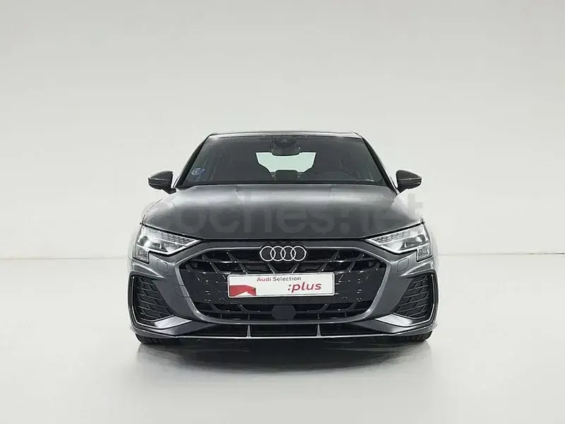 Usado Audi A3 S-Line 150 CV (110 kW) 2025 Gris / plata Berlina