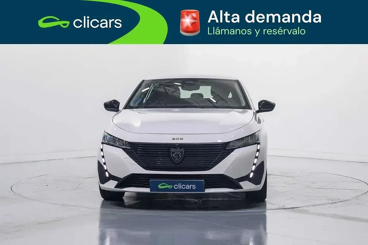Usado Peugeot 308 Active 150 CV (110 kW) 2022 Blanco Berlina