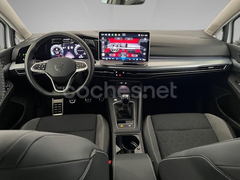 Usado VW Golf VIII Life 115 CV (84 kW) 2025 Blanco Berlina