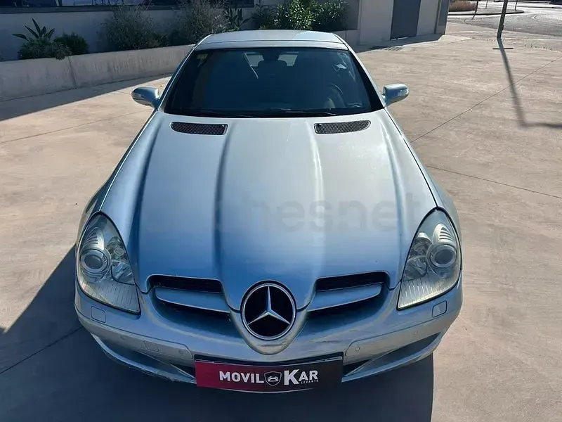 Usado Mercedes SLK200 163 CV (119 kW) 2007 Gris / plata Descapotable